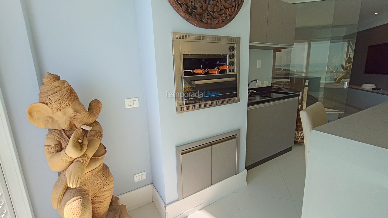 Apartment for vacation rental in Balneário Camboriú (Centro)