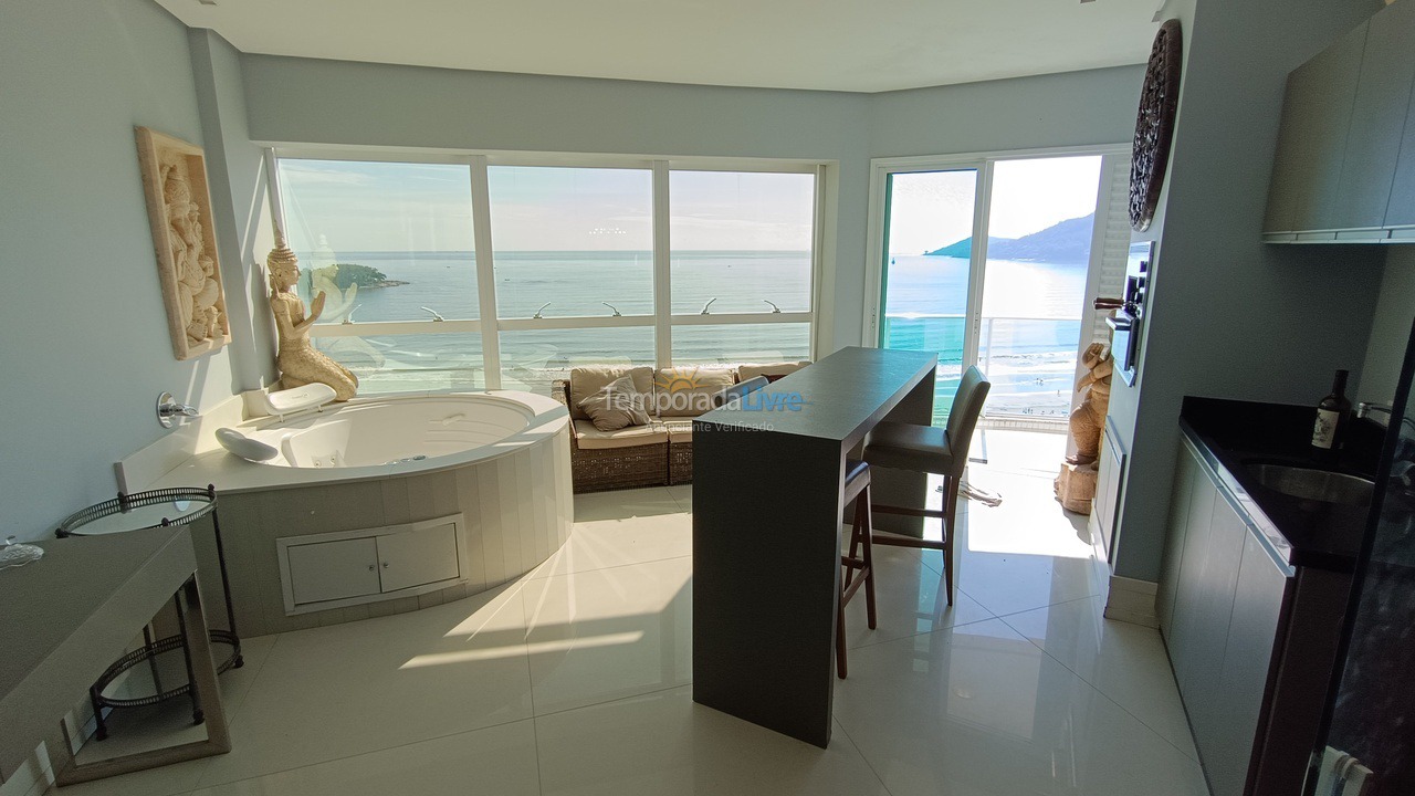 Apartment for vacation rental in Balneário Camboriú (Centro)