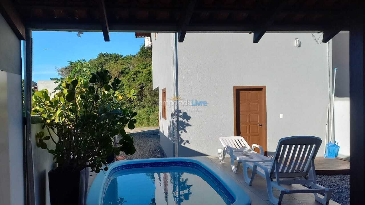 Casa para aluguel de temporada em Bombinhas (Mariscal)