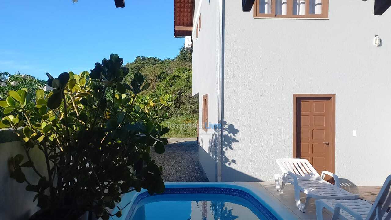 Casa para aluguel de temporada em Bombinhas (Mariscal)