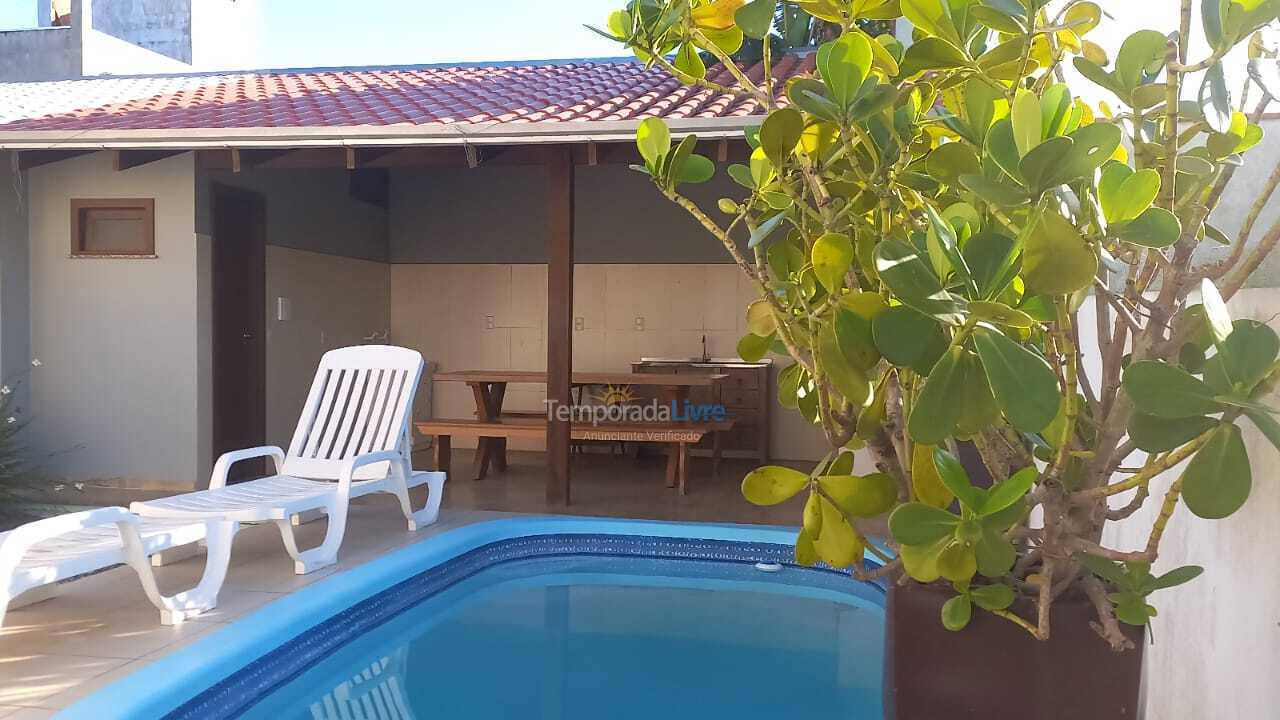 Casa para aluguel de temporada em Bombinhas (Mariscal)