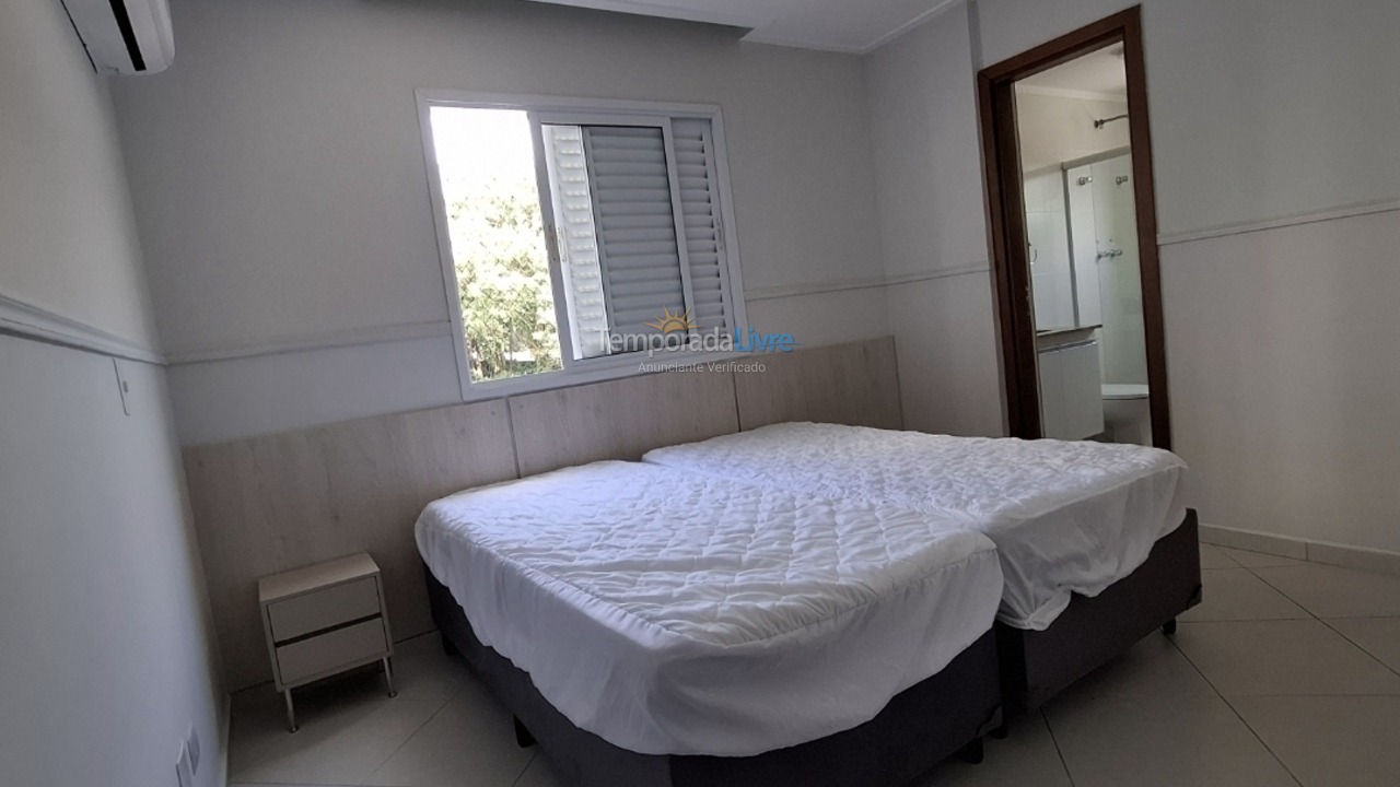 Apartamento para aluguel de temporada em Guarujá (Astúrias)