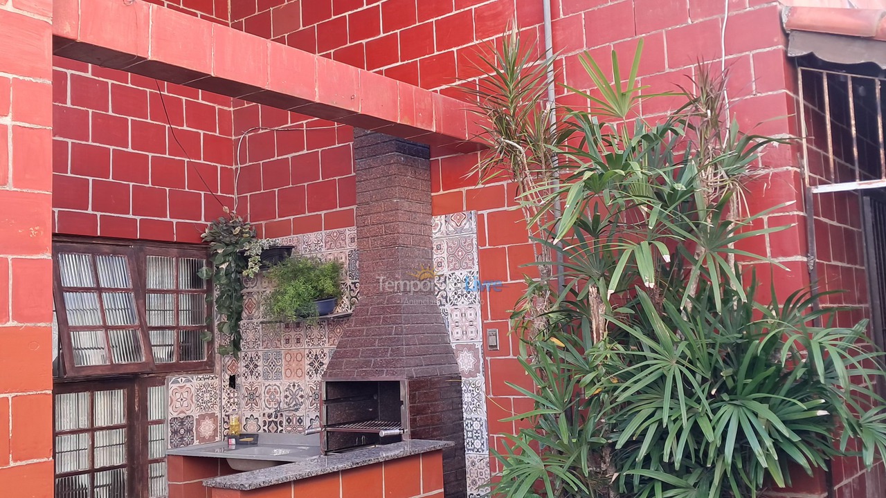 House for vacation rental in Mongaguá (Balneario Itaoca)