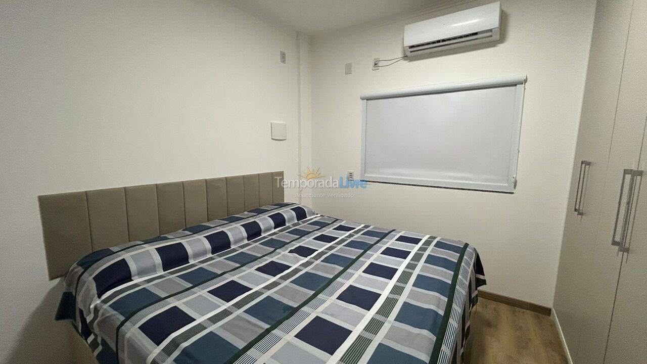 Casa para aluguel de temporada em Bombinhas (Praia de Zimbros)