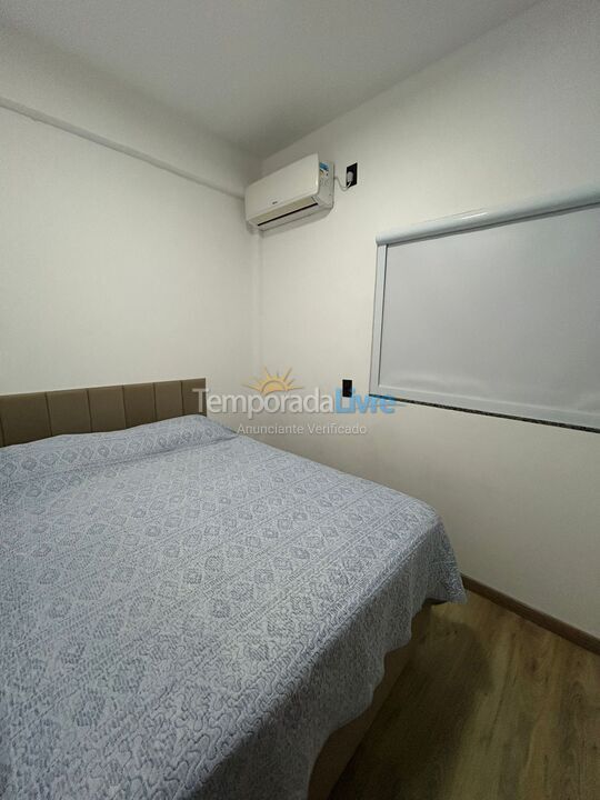 Casa para aluguel de temporada em Bombinhas (Praia de Zimbros)