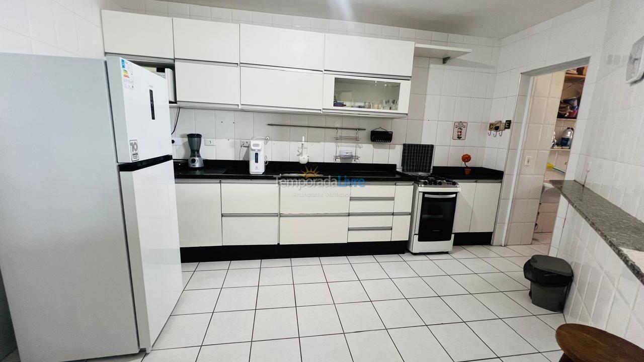 Apartamento para aluguel de temporada em Praia Grande (Aviação)