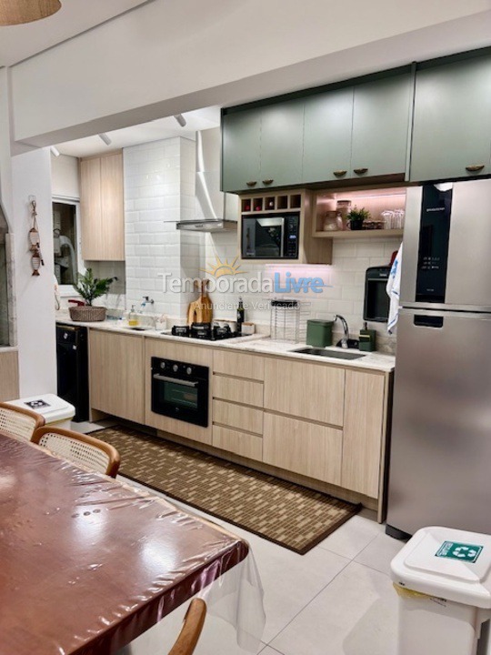 Apartamento para aluguel de temporada em Caraguatatuba (Massaguaçu)