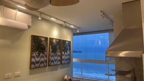Seafront apartment in Massagaçu- Caraguatatuba