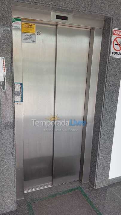 Apartamento para aluguel de temporada em Florianópolis (Canavieiras)