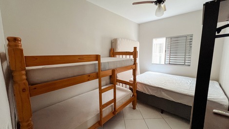 Apê nas Toninhas a 120m do mar | 2 Ar-Condicionados, Wi-Fi e Conforto!