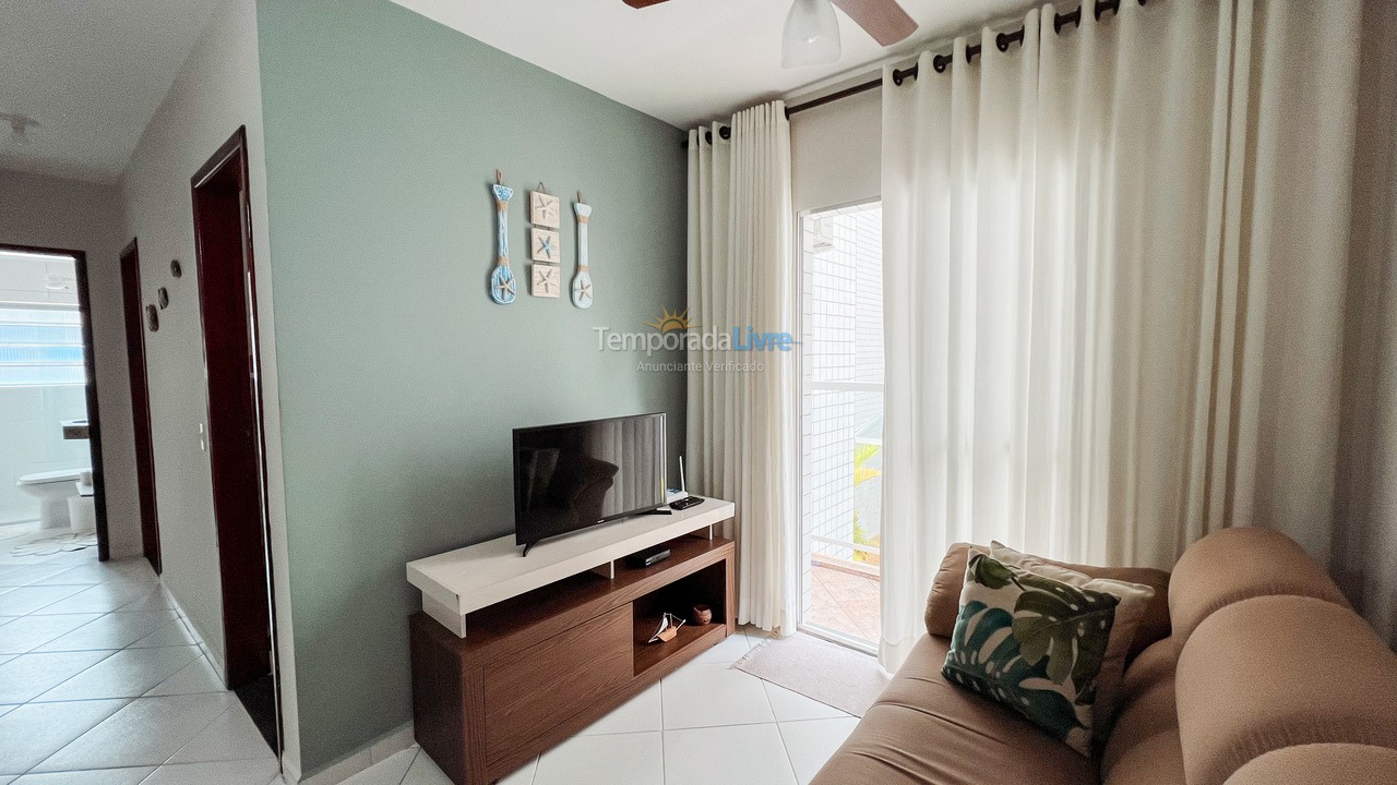 Apartamento para aluguel de temporada em Ubatuba (Praia das Toninhas)