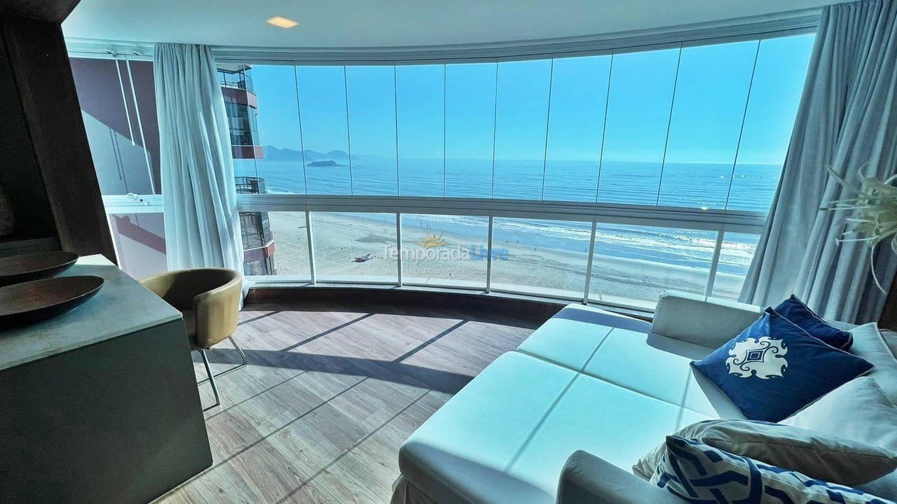 Apartamento para aluguel de temporada em Balneário Camboriú (Praia Central)