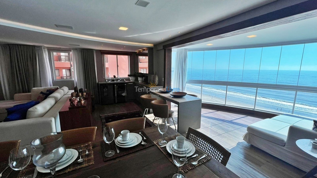 Apartamento para aluguel de temporada em Balneário Camboriú (Praia Central)