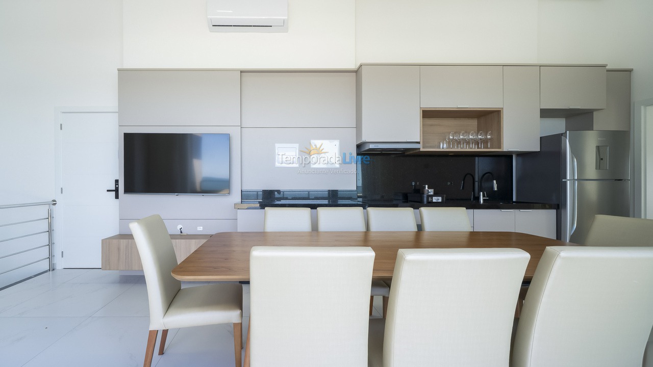 Apartamento para alquiler de vacaciones em Bombinhas (Praia de Bombas)