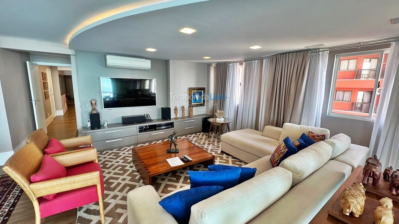 Apartamento para aluguel de temporada em Balneário Camboriú (Praia Central)