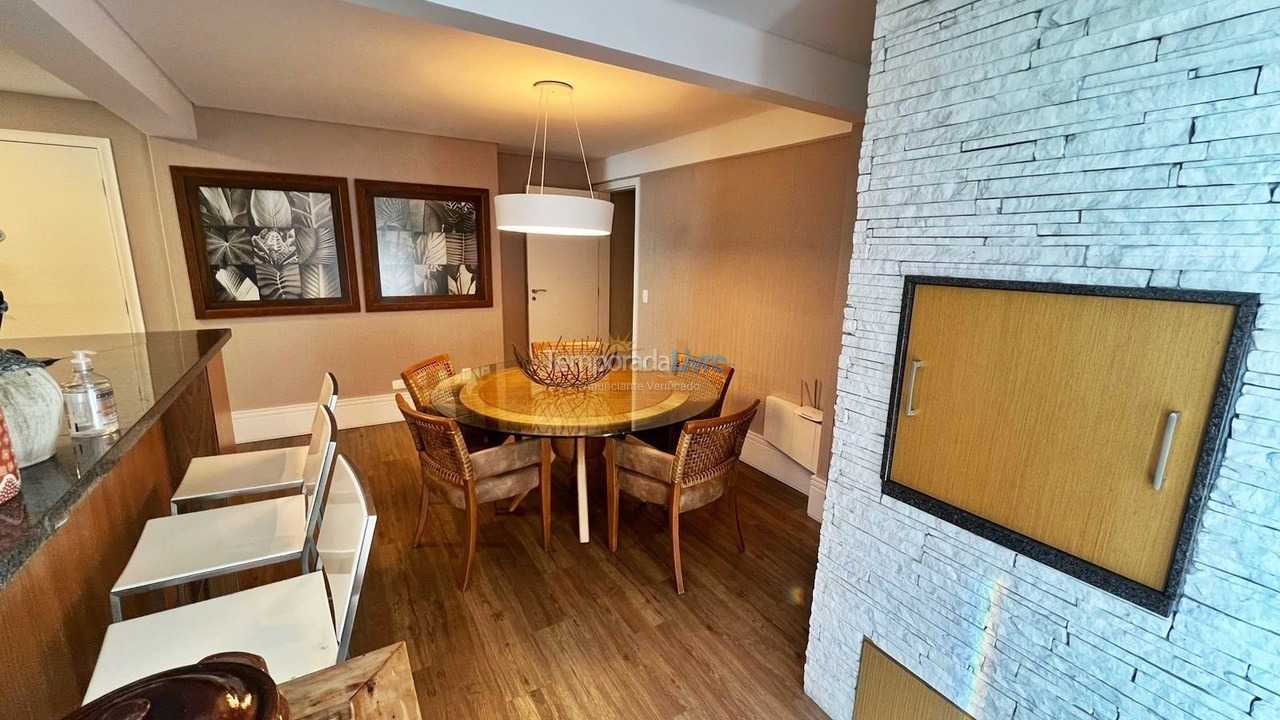 Apartamento para aluguel de temporada em Balneário Camboriú (Praia Central)