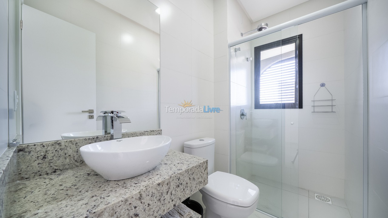 Apartamento para alquiler de vacaciones em Bombinhas (Praia de Bombas)