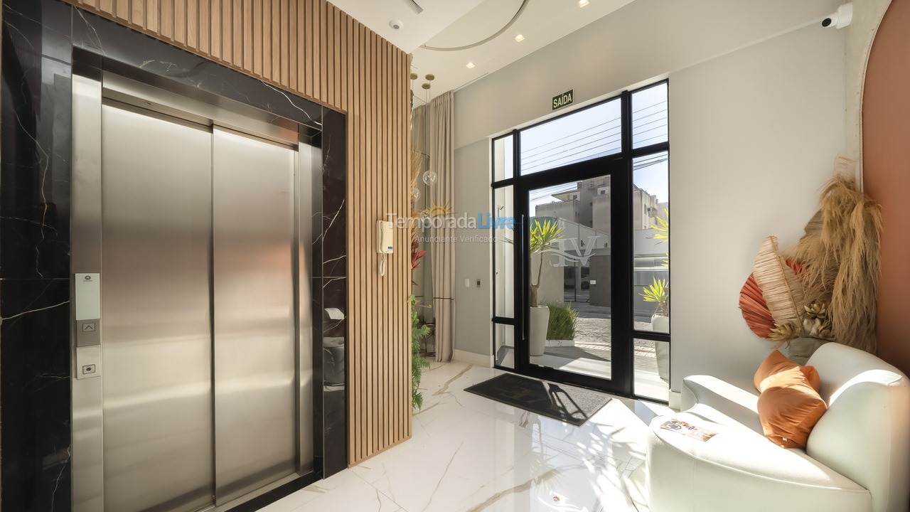 Apartamento para alquiler de vacaciones em Bombinhas (Praia de Bombas)