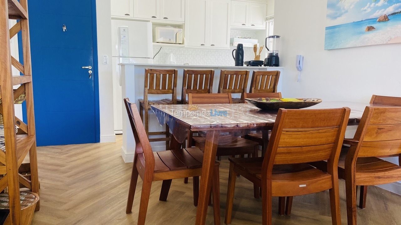 Apartamento para aluguel de temporada em Ubatuba (Enseada)