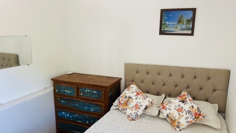 Apto a 100m do mar em condomínio na praia da Enseada - AR Cond