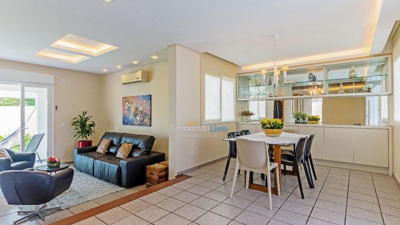 Casa para alquiler de vacaciones em Florianópolis (Praia da Daniela)