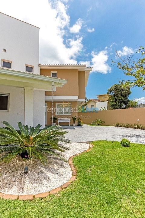 Casa para alquiler de vacaciones em Florianópolis (Praia da Daniela)