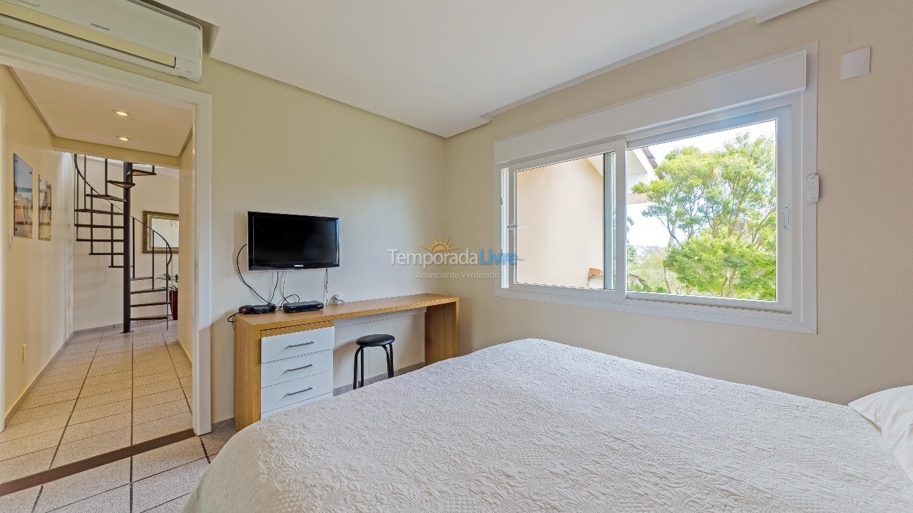 Casa para alquiler de vacaciones em Florianópolis (Praia da Daniela)