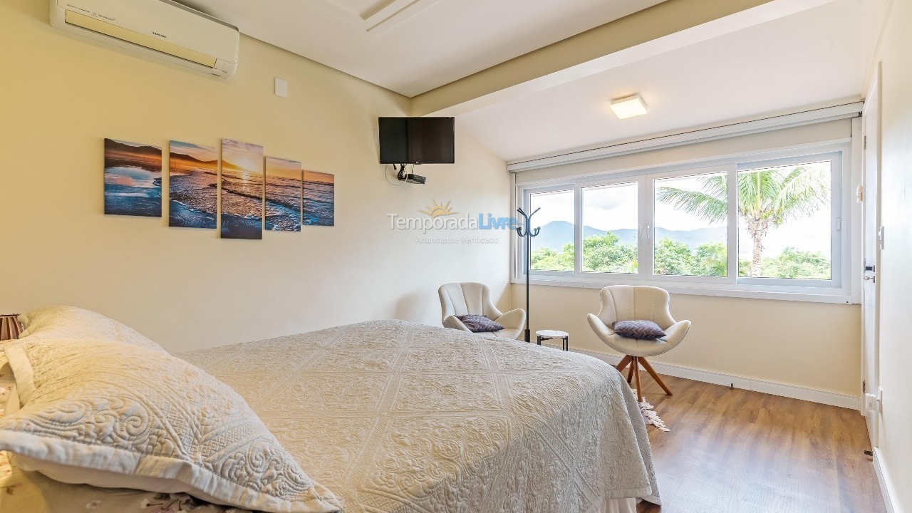 Casa para alquiler de vacaciones em Florianópolis (Praia da Daniela)