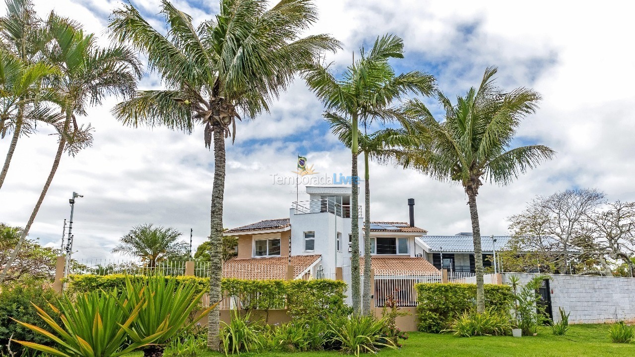 Casa para alquiler de vacaciones em Florianópolis (Praia da Daniela)