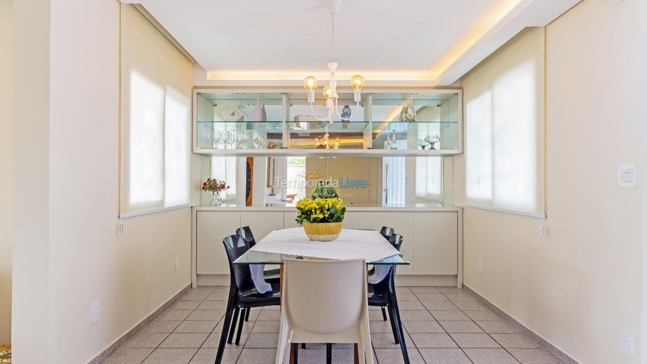 Casa para alquiler de vacaciones em Florianópolis (Praia da Daniela)