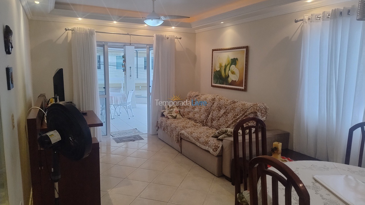 Apartment for vacation rental in Itapema (Meia Praia)