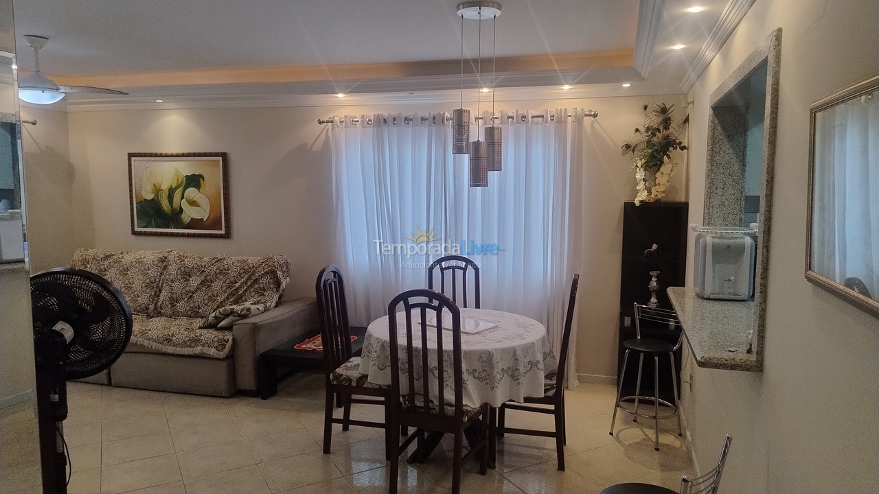 Apartment for vacation rental in Itapema (Meia Praia)