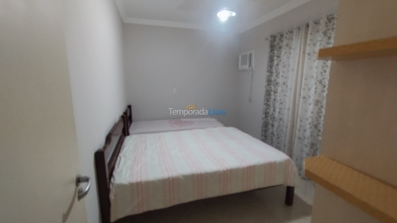 Apartment for vacation rental in Itapema (Meia Praia)