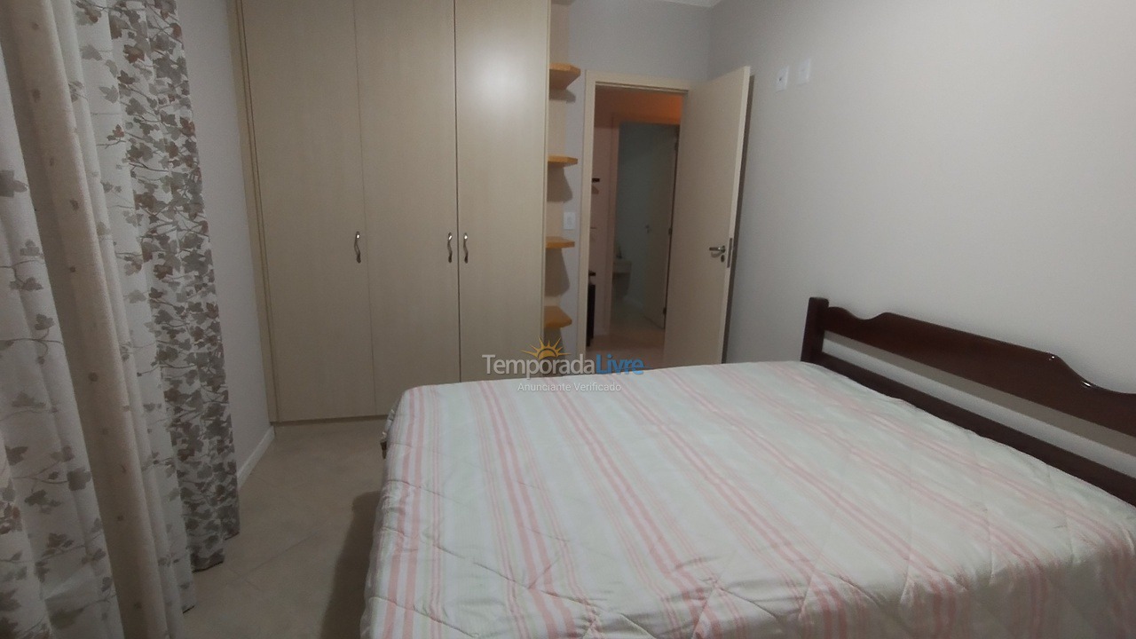 Apartment for vacation rental in Itapema (Meia Praia)