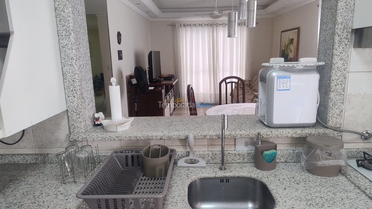 Apartment for vacation rental in Itapema (Meia Praia)