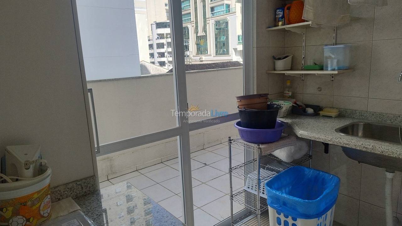 Apartment for vacation rental in Itapema (Meia Praia)