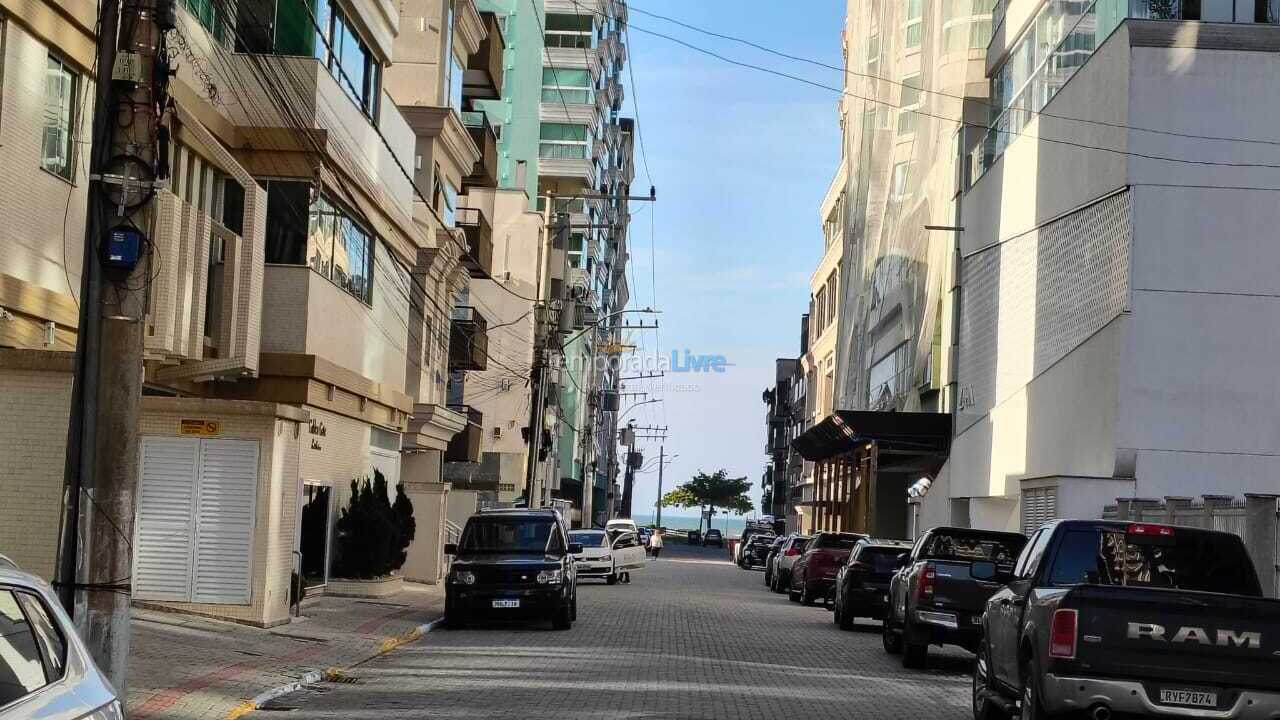 Apartment for vacation rental in Itapema (Meia Praia)