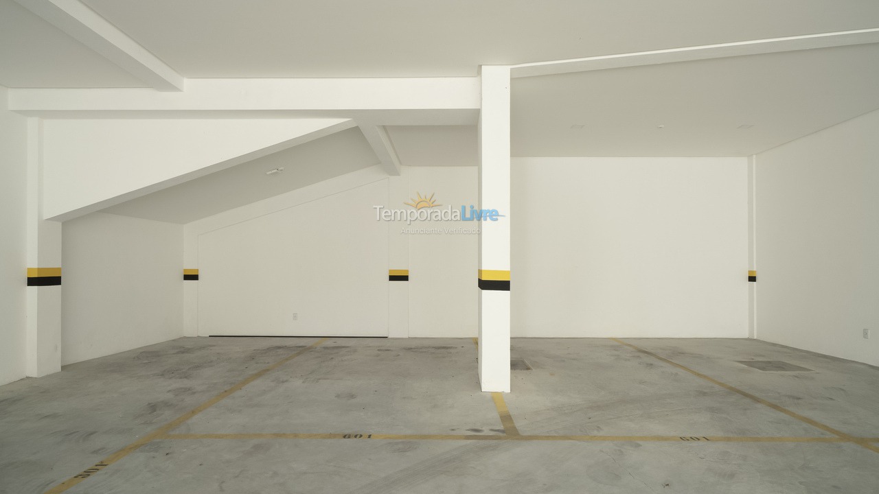 Apartamento para aluguel de temporada em Bombinhas (Praia de Bombas)