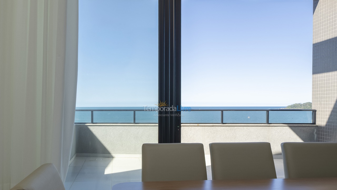 Apartamento para aluguel de temporada em Bombinhas (Praia de Bombas)