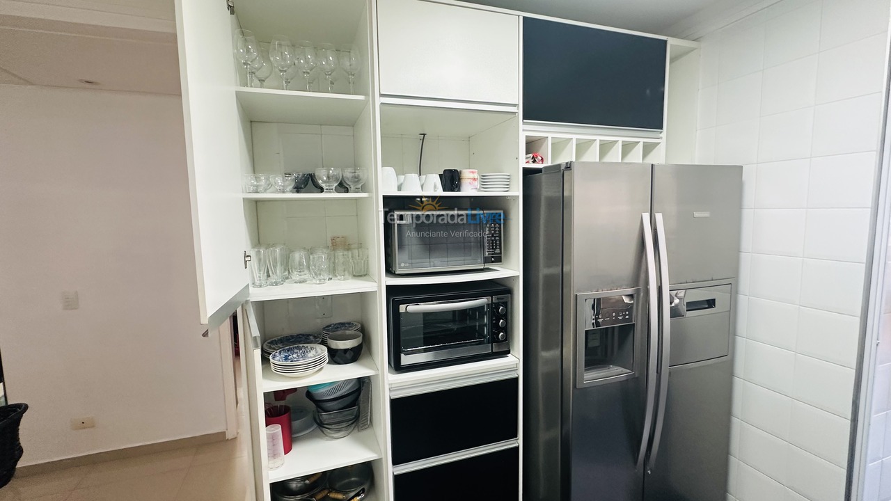 Apartamento para aluguel de temporada em Guarujá (Astúrias)