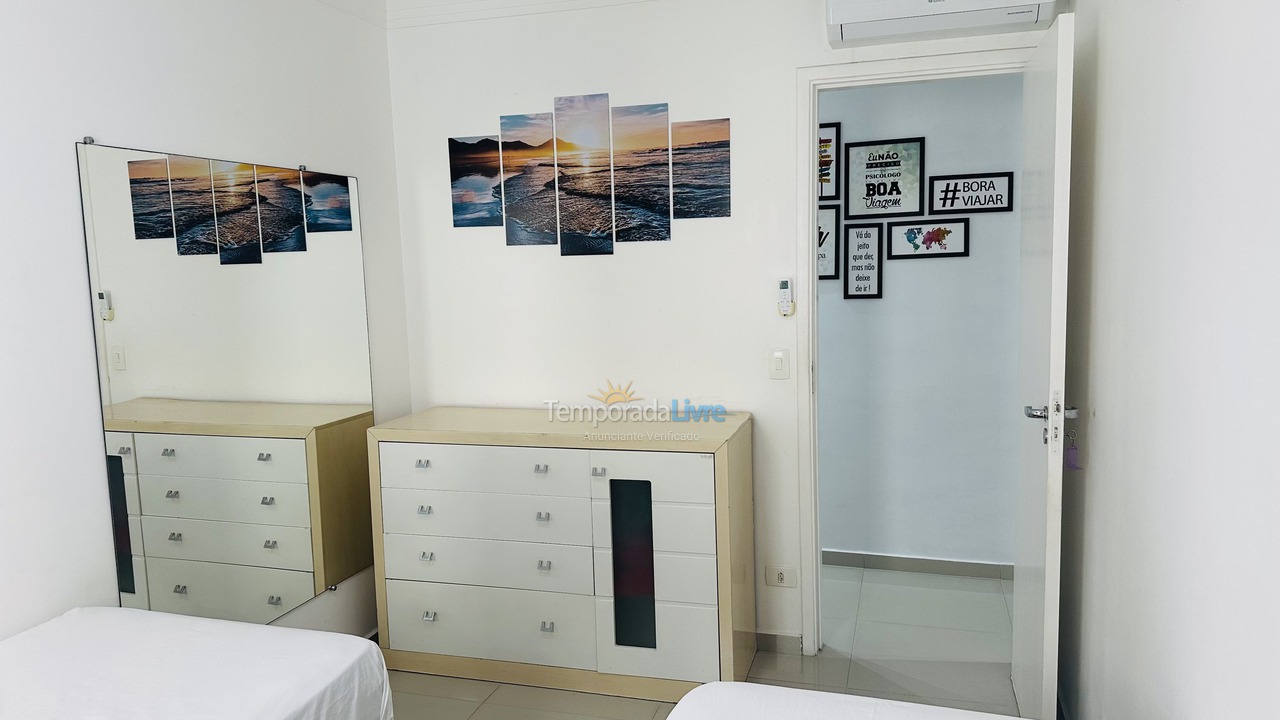 Apartamento para aluguel de temporada em Guarujá (Astúrias)