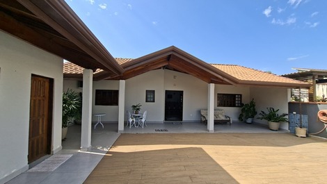 House for rent in Bertioga - Condominio Morada da Praia