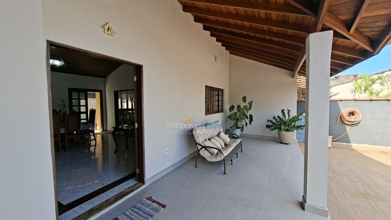 Casa para aluguel de temporada em Bertioga (Condominio Morada da Praia)