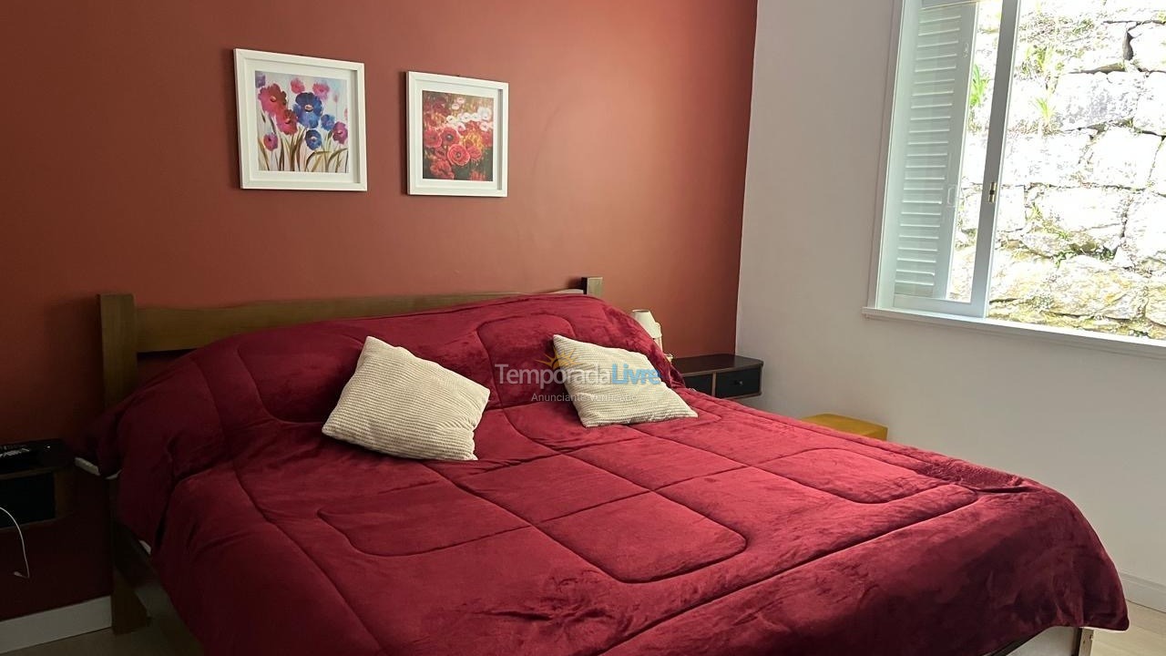 House for vacation rental in Petrópolis (Quitandinha)