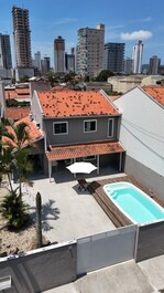 Casa Completa com Piscina 650m da Praia Balneário Perequê
