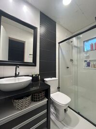 Casa Completa com Piscina 650m da Praia Balneário Perequê