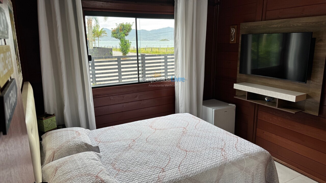 Casa para aluguel de temporada em Palhoça (Praia do Sonho)