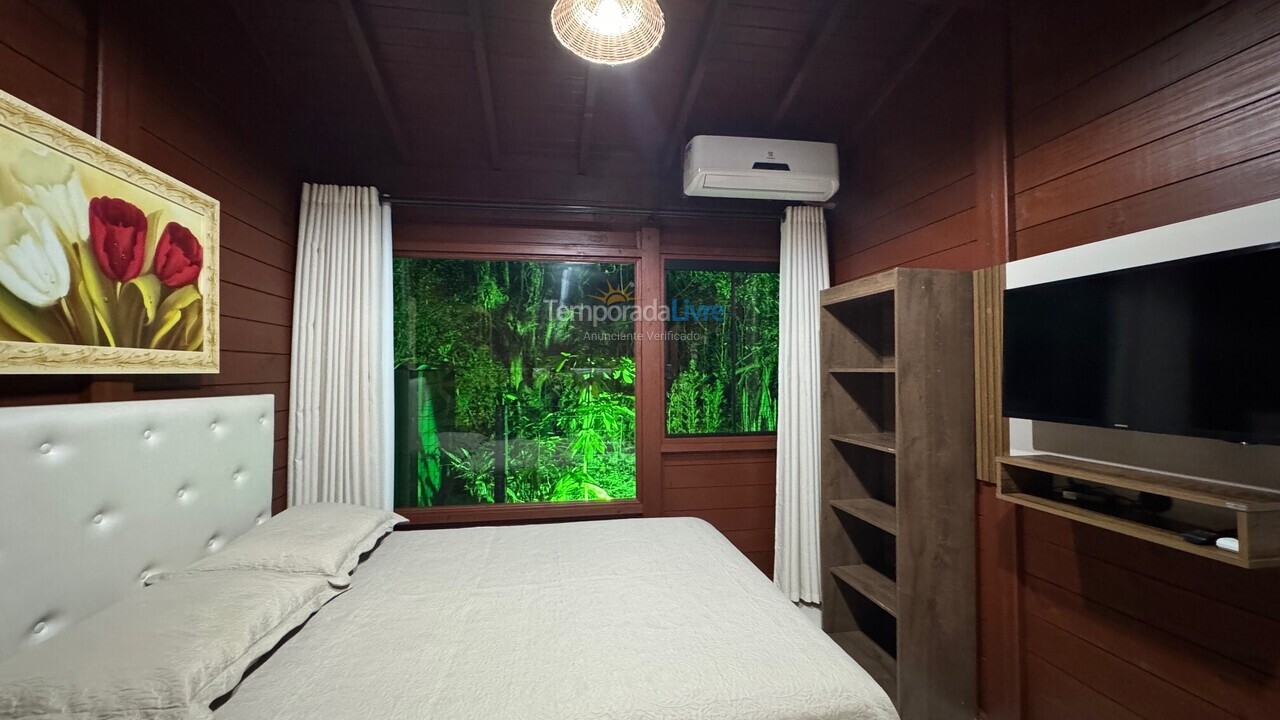 Casa para aluguel de temporada em Palhoça (Praia do Sonho)