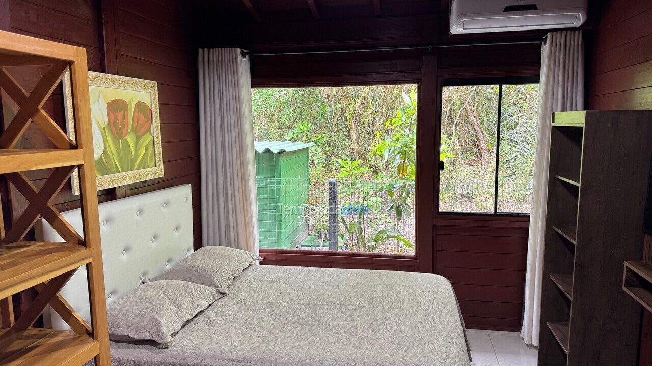 Casa para aluguel de temporada em Palhoça (Praia do Sonho)