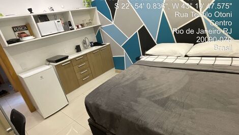 Estudio con piscina y aire acondicionado en el centro de Río.